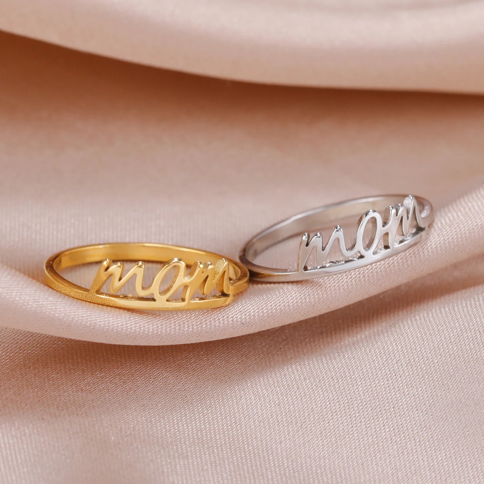 HIPEE New Fashion Gold Plated Glossy MAMA Rings Stainless Steel Letters Ring for Women Men Mom Jewelry Mother's Day Gift